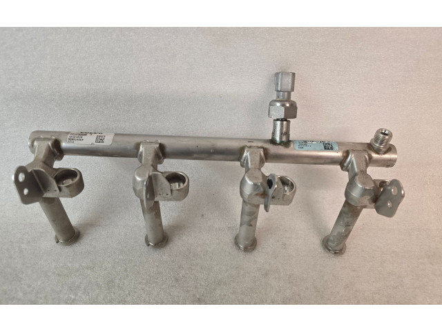 Магистральная трубка топлива 31478560   Volvo XC90   