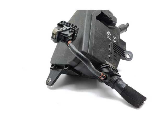 Pojistková skříňka 8262033130 Toyota RAV 4 (XA50) 2019