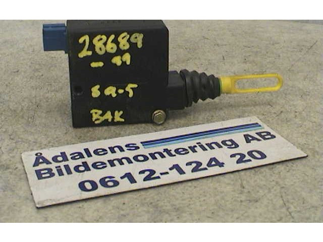 Замок багажника 4808812, 40705370    Saab 9-5 1998 - 2005 года