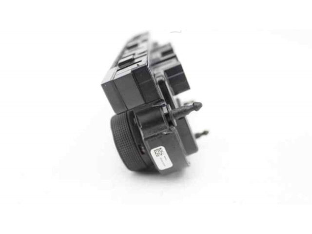 Блок управления климат-контролем 3V0907044DT   Skoda Superb B8 (3V)