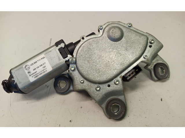 Моторчик заднего дворника 1Z9955711    Skoda Octavia Mk2 (1Z)