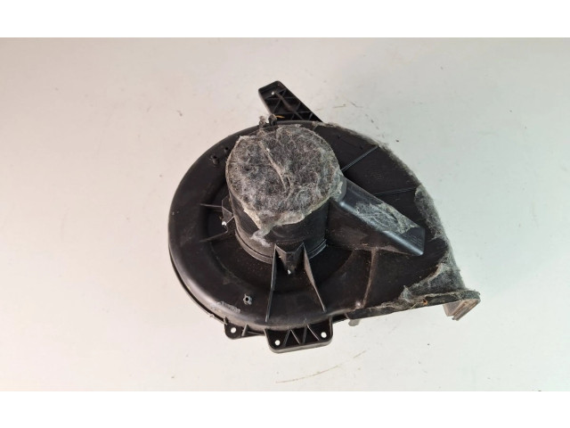 Вентилятор печки 6R1819015, 6R1819015A Skoda Fabia Mk3 (NJ)