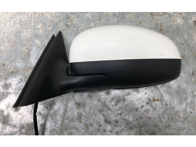 Зеркало электрическое Skoda Fabia Mk2 (5J) 2007 - 2014 года