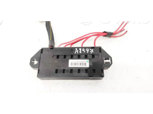 Блок предохранителей 9162323 Volvo XC90