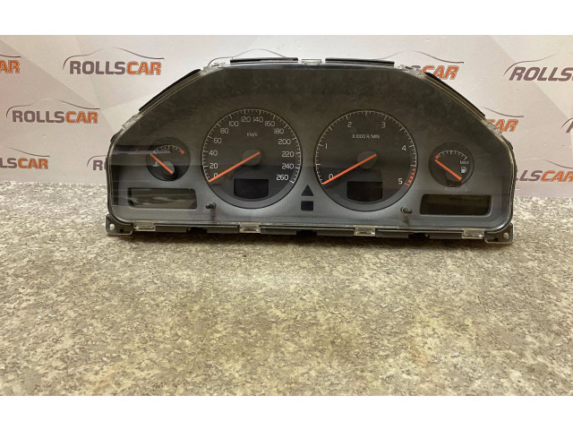 Přístrojová deska Volvo S70 V70 V70 XC 2000 9499671, 9459821