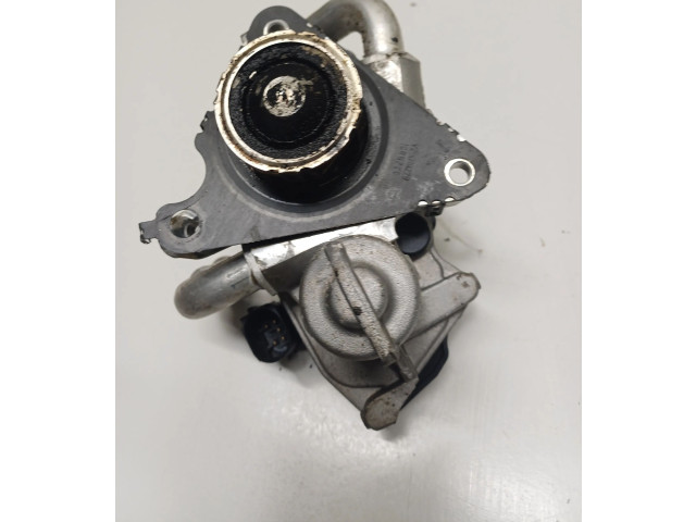 Моторчик дворников 04L131501S    Volkswagen Golf VII