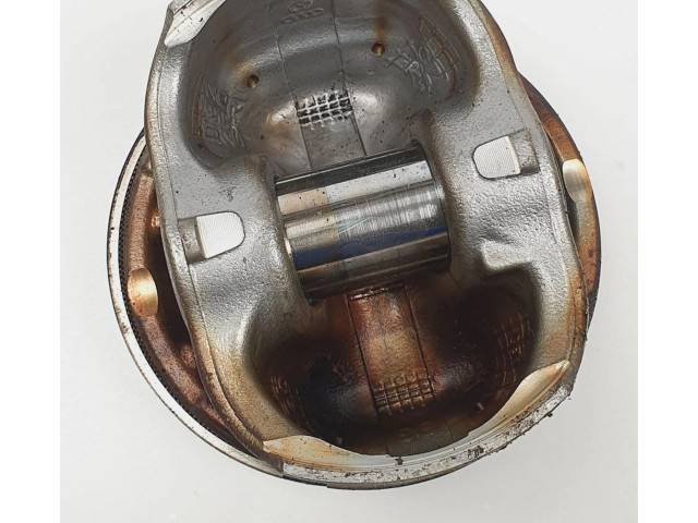 Píst 0822363 Audi A4 S4 B8 8K