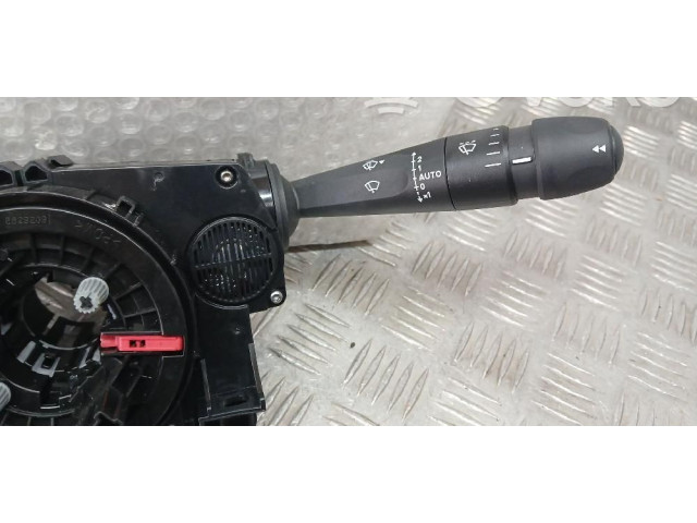 Ручка стеклоочистителей 98519828ZD00 Citroen C4 III e-C4