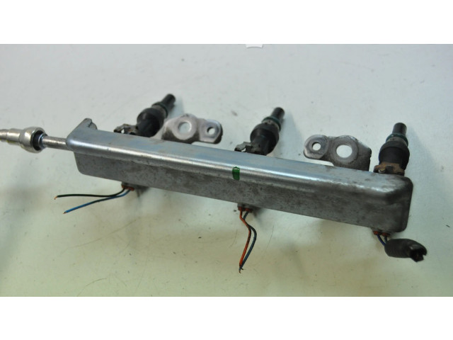 Vstřikovací lišta FBY11H0H003819 Nissan Note (E12) HR12DE