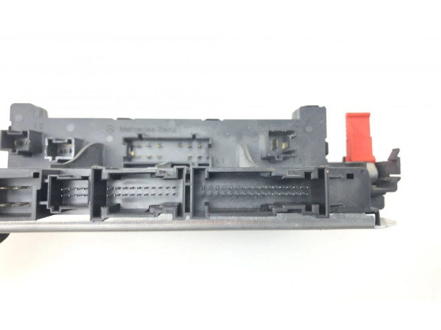 Блок предохранителей  05045139, A2305454032   Mercedes-Benz SL R230    