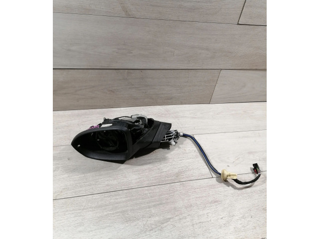 Зеркало электрическое Volkswagen Golf VIII 2019 - года