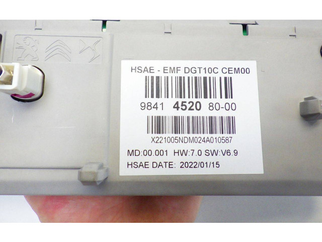 Дисплей    9841452080   Peugeot 2008 II