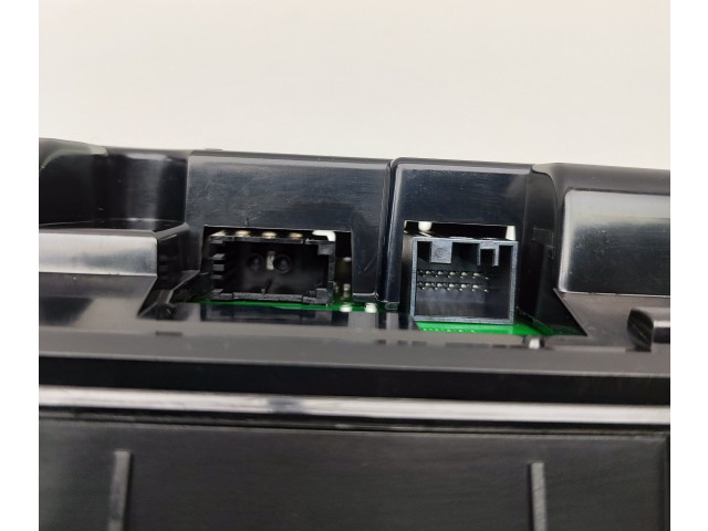 Přístrojová deska BMW X2 F39 2020 9840917