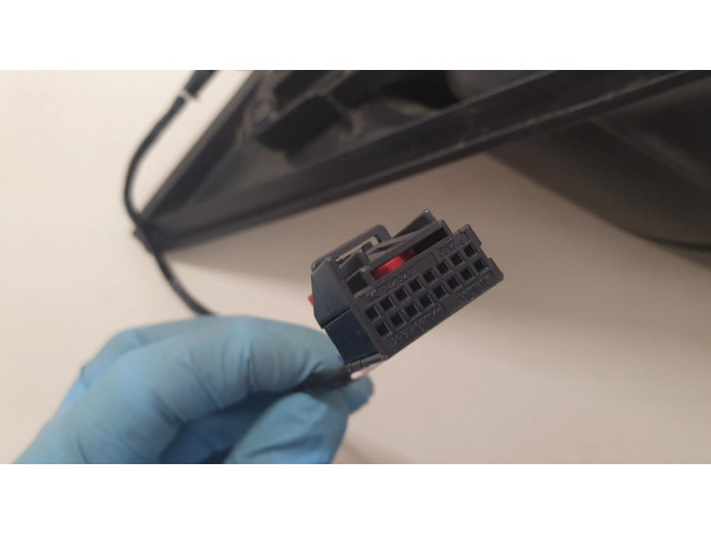 Зеркало электрическое правое Audi Q5 SQ5 2008-2017 года