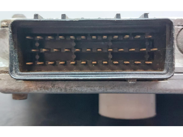 Блок управления двигателя MKC104021 Rover 100