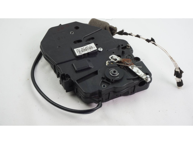 Zámek zadních dveří 2K5827201C Volkswagen Caddy 2013