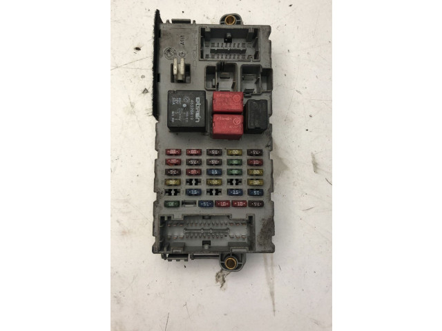 Pojistková skříňka Fiat Grande Punto 2006