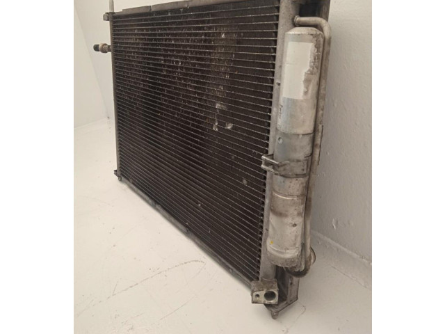 Интеркулер 8200688390 Renault Clio III