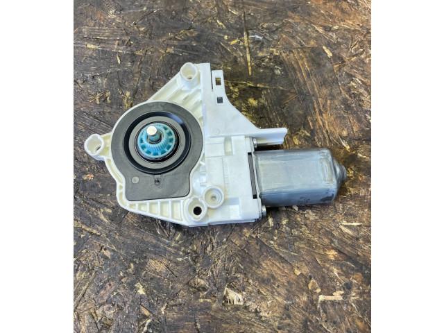 Передний двигатель механизма для подъема окон Audi S1 - года