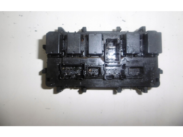 Блок предохранителей Infiniti Q50