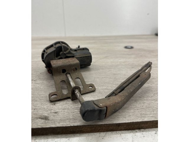 Моторчик стеклоочистителя Saab 9-5