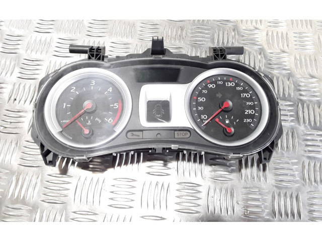 Панель приборов 8200582705G   Renault Clio III       