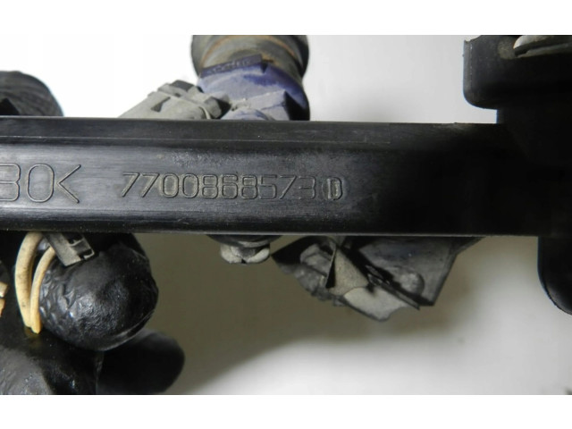 Топливная рампа 7700868573D   Renault Clio II  
