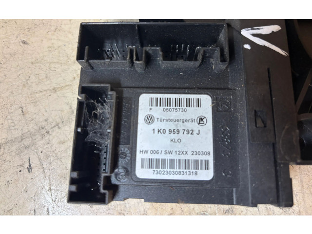 Čerpadlo oleje 1K0959792J, 1T0957702D   Skoda Octavia Mk2 (1Z)   