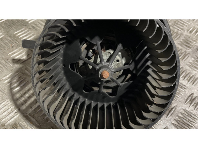 Панель приборов 5J0920811K   Skoda Fabia Mk2 (5J)       