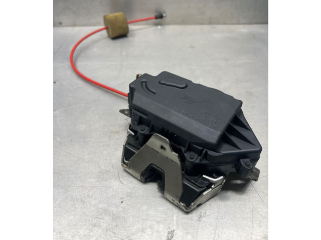 Zámek zadních dveří A211740, A2117400235 Mercedes-Benz E W211 2004