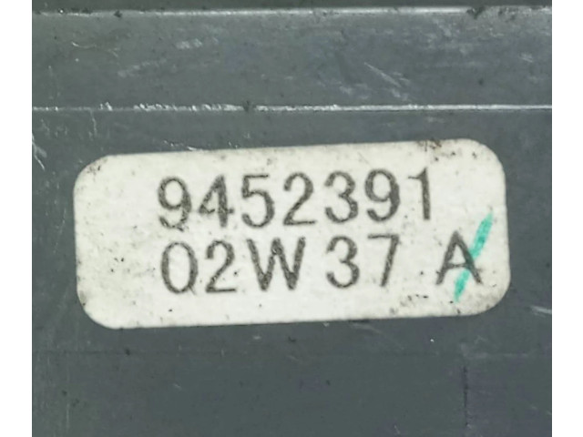 Ручка стеклоочистителей 9452391 Volvo XC90