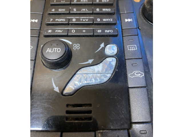 Блок управления климат-контролем 30795271, SN2000341739   Volvo V70