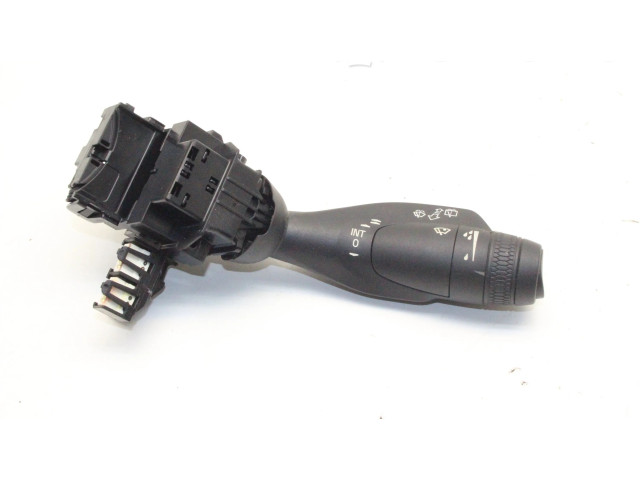 Ручка стеклоочистителей 31674103   Volvo XC60