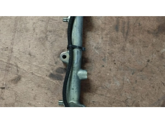 Vstřikovací lišta 0445214041 Chrysler Voyager pro naftový motor 2.8