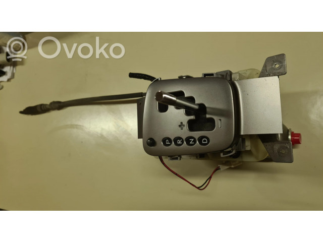 Механизм переключения передач (кулиса) (в салоне)