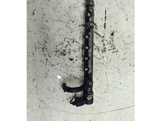 Vstřikovací lišta 03L089G Volkswagen Transporter - Caravelle T5 CFCA