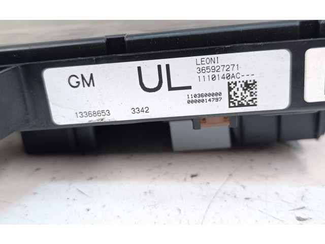 Pojistková skříňka 13368653, 365927271 Opel Zafira C 2013