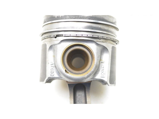 Píst RFGK2Q6205BA   Ford Transit Custom    YMR6 