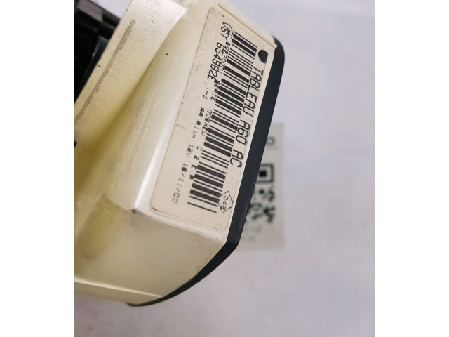 Блок управления климат-контролем 7701047548, Z0-0068S   Renault Clio II