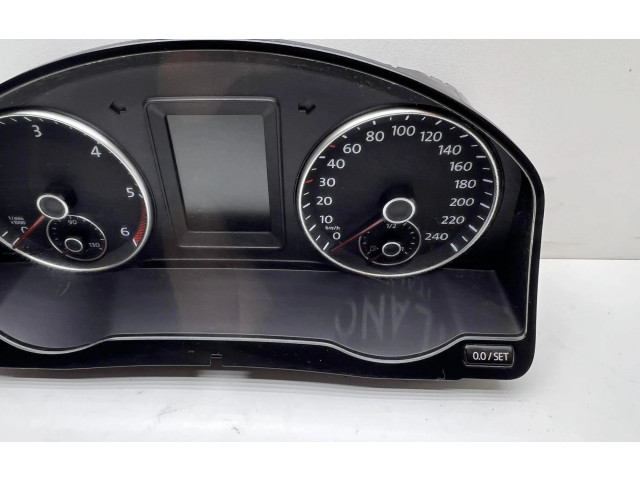 Панель приборов 5M0920871A Volkswagen Golf Plus