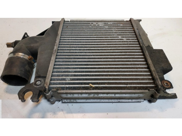 Интеркулер     Toyota Hiace (H200) 2.5