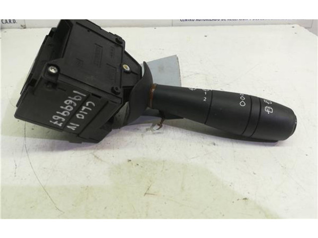 Переключатель дворников    Renault Clio IV