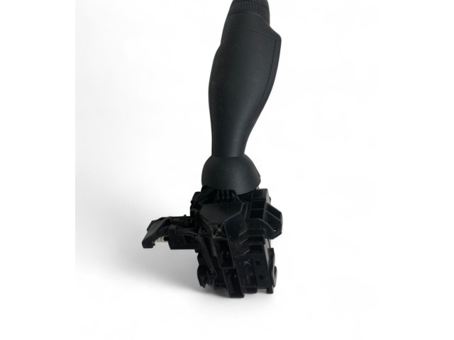 Ручка стеклоочистителей 31674103   Volvo S90, V90