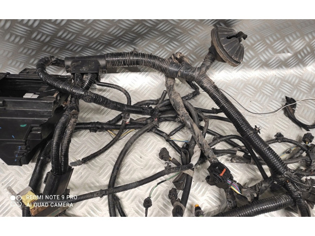 Блок предохранителей 284B9, 1HD0A Infiniti G37