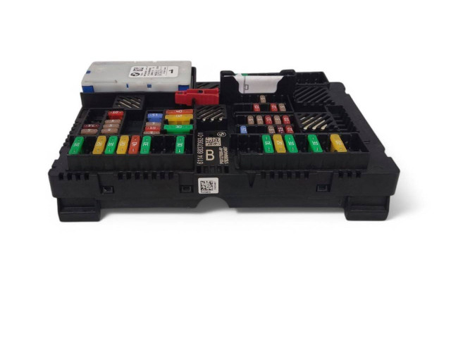 Блок предохранителей 6992956, 61356992956   BMW 5 G30 G31    