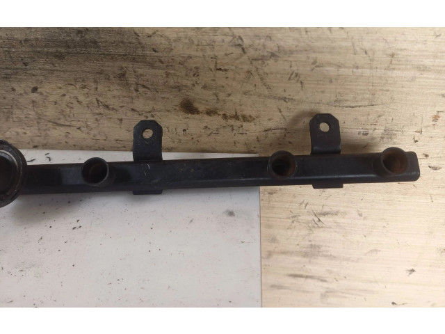 Топливная рампа 04591520aa   Jeep Grand Cherokee (WJ) 4.0 