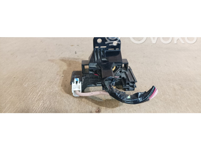 Блок предохранителей Toyota Corolla Verso AR10