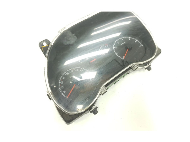 Панель приборов 52070777, 95525096   Opel Combo D       