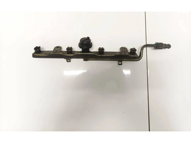 Топливная рампа Honda FR-V