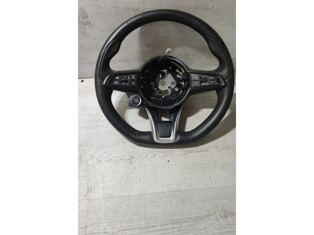 Volant Alfa Romeo Stelvio 2021 01561506420, 37492